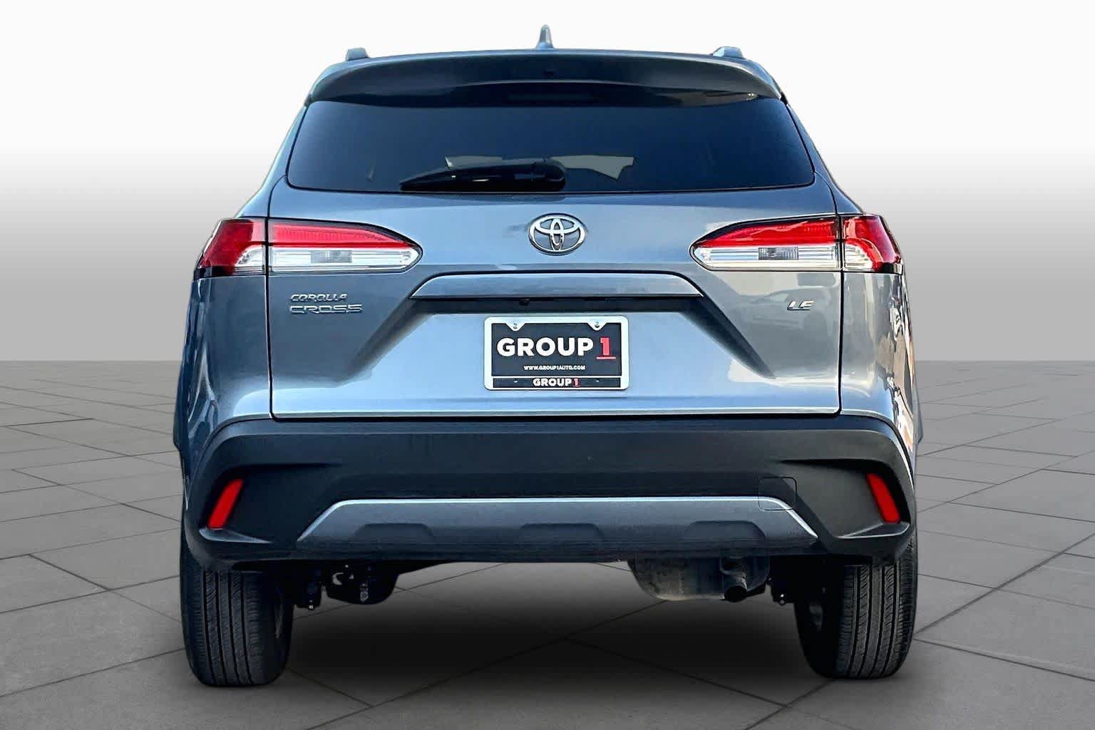 Used 2022 Toyota Corolla Cross LE FWD image 5