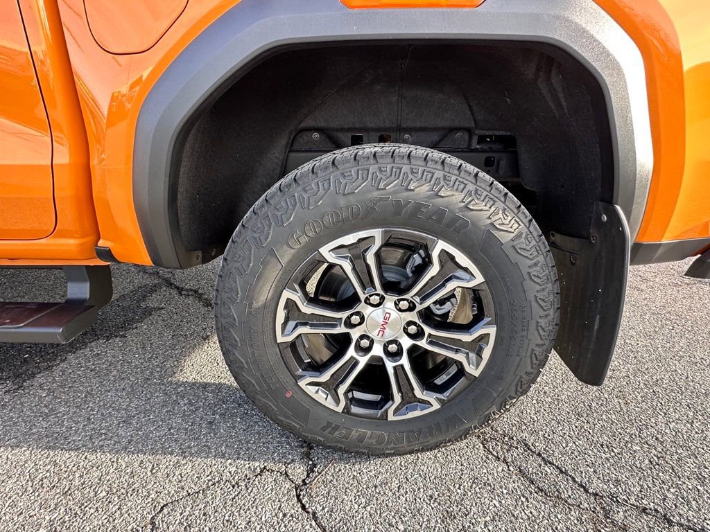 Certified 2025 GMC Canyon AT4 AWD/4WD image 42