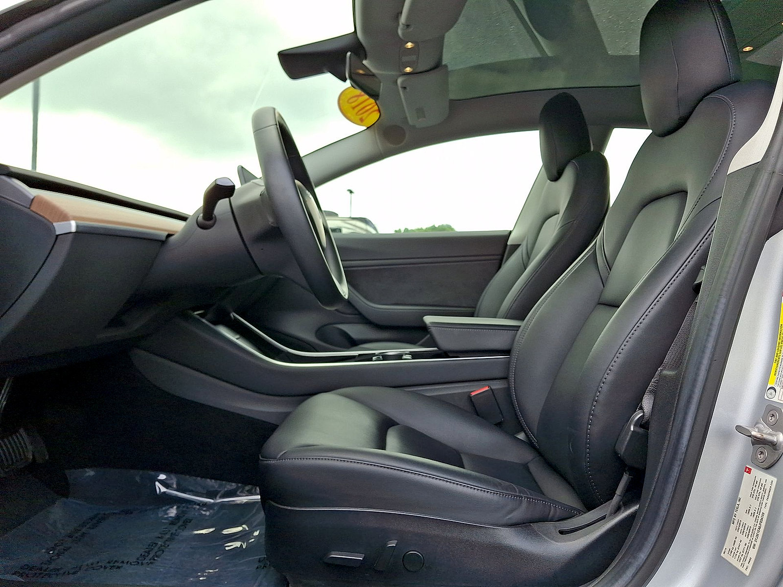 Used 2018 Tesla Model 3 Long Range RWD image 11