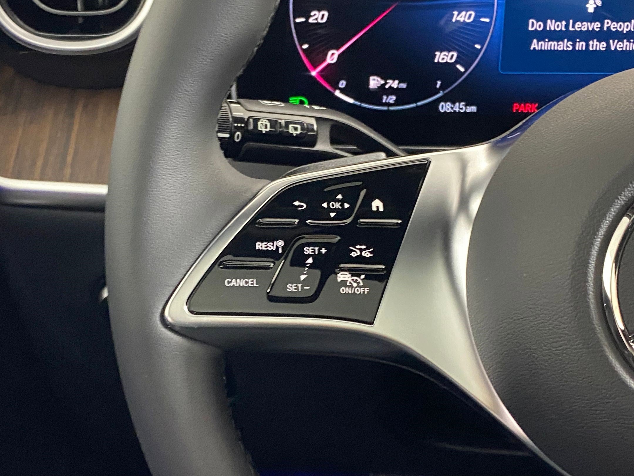 Used 2026 Mercedes-Benz GLC 300 4MATIC image 17