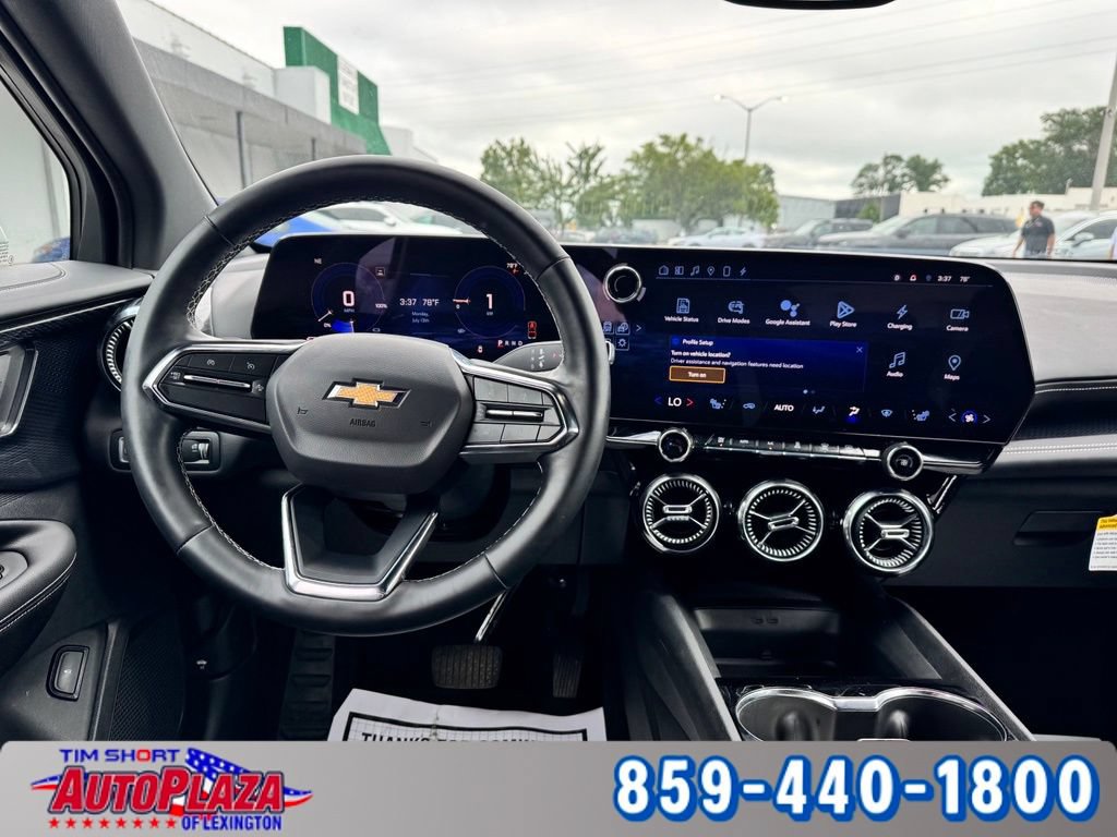 Used 2024 Chevrolet Blazer EV LT AWD/4WD image 31