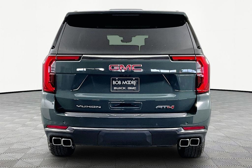 Used 2025 GMC Yukon AT4 w/ AT4 Premium Plus Package AWD/4WD image 5