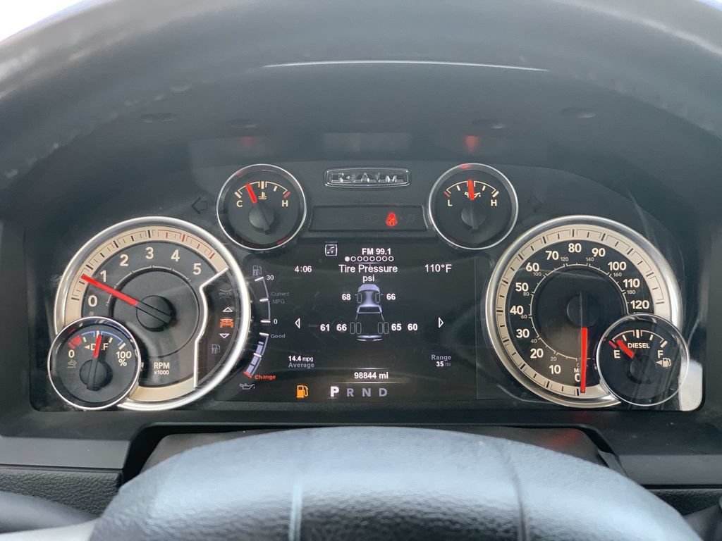 Used 2017 RAM 3500 Laramie AWD/4WD image 9