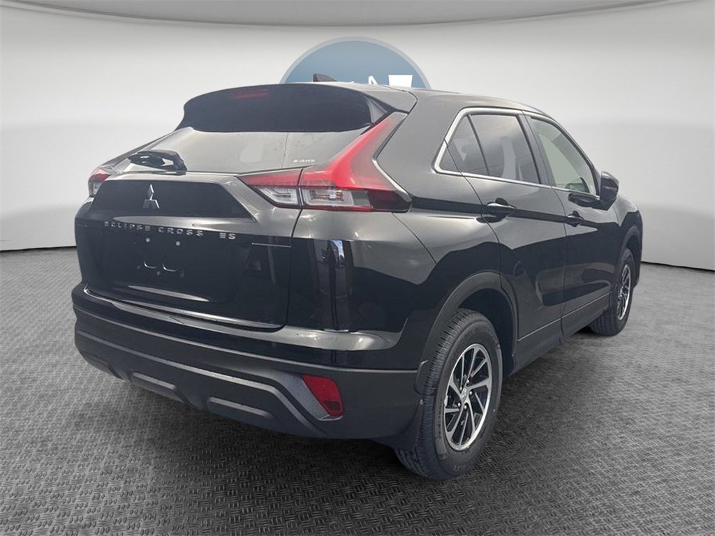 New 2026 Mitsubishi Eclipse Cross ES image 3