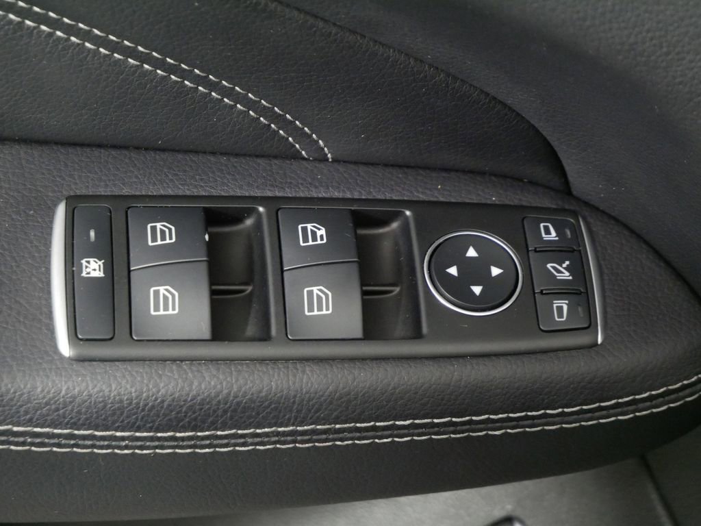 Used 2015 Mercedes-Benz ML 350 4MATIC image 20