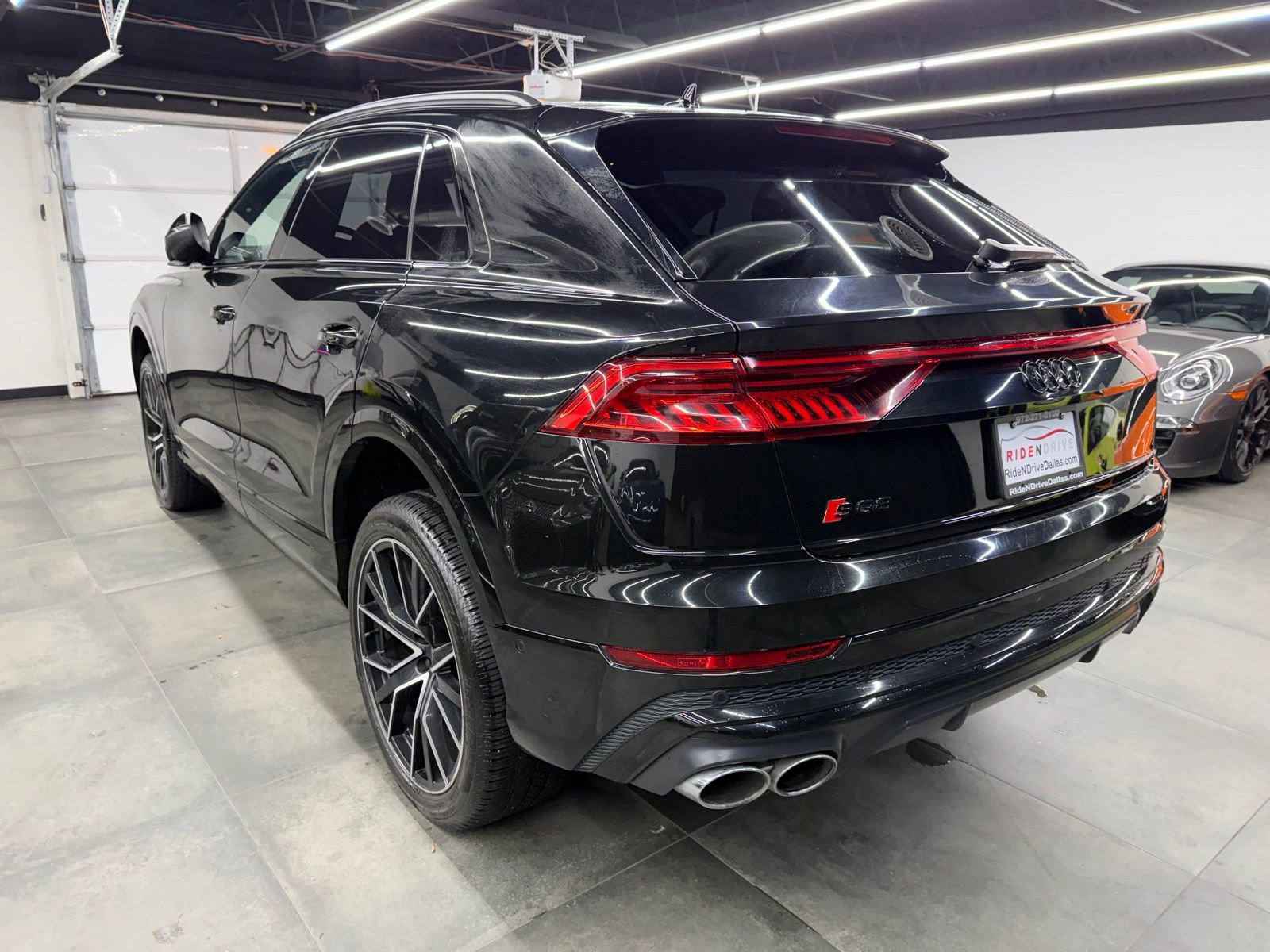 Used 2022 Audi SQ8 Prestige w/ Prestige Package image 4