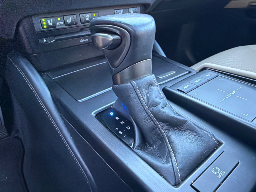 Used 2019 Lexus ES 350 w/ Premium Package FWD image 31