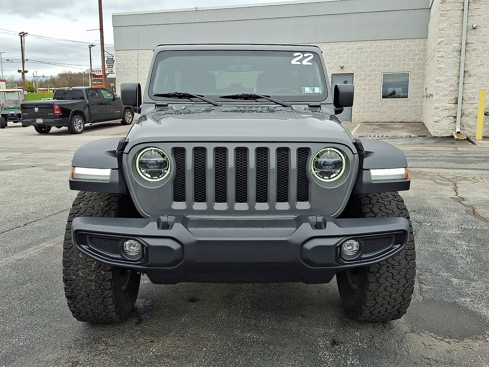 Used 2022 Jeep Wrangler Unlimited Sport image 3