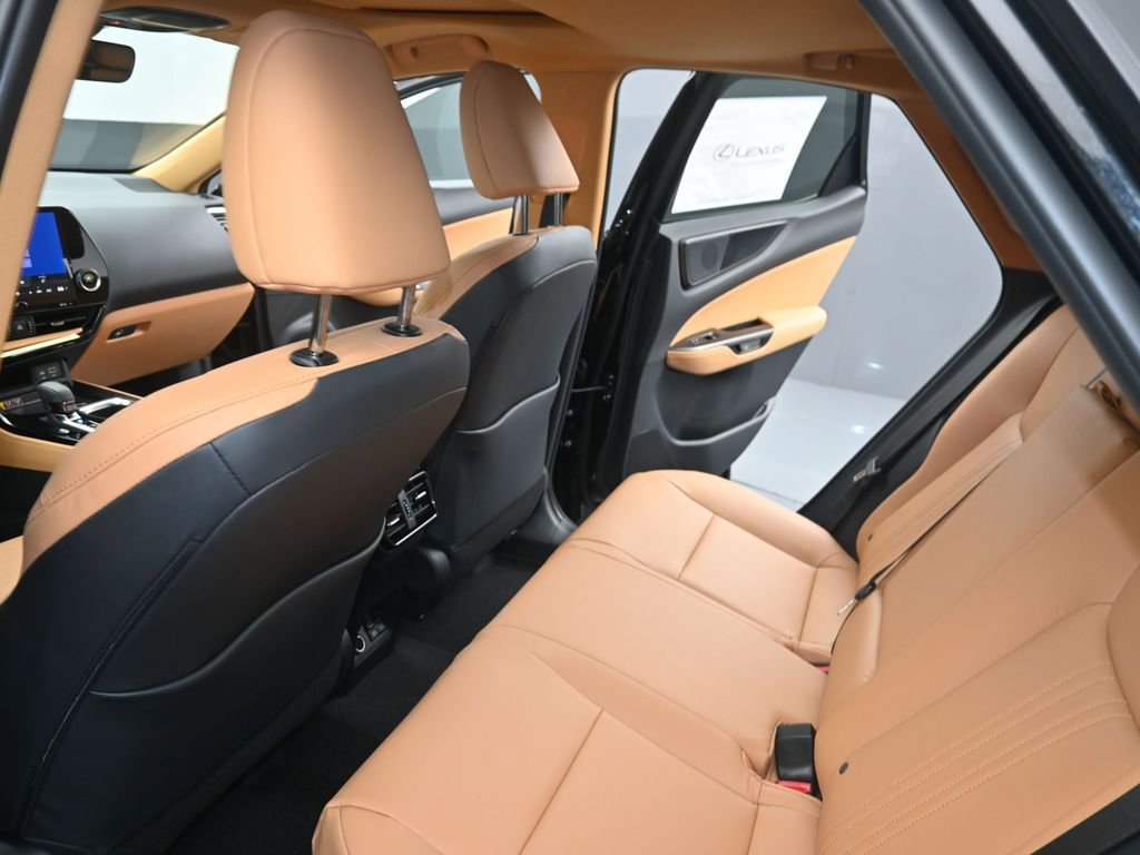 New 2026 Lexus NX 350h FWD image 12
