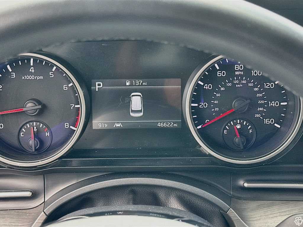 Certified 2024 Kia Carnival EX FWD image 12