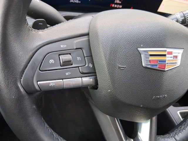 Used 2025 Cadillac XT4 Premium Luxury image 11
