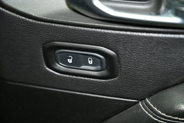 Used 2021 Jeep Wrangler Unlimited Sahara image 55