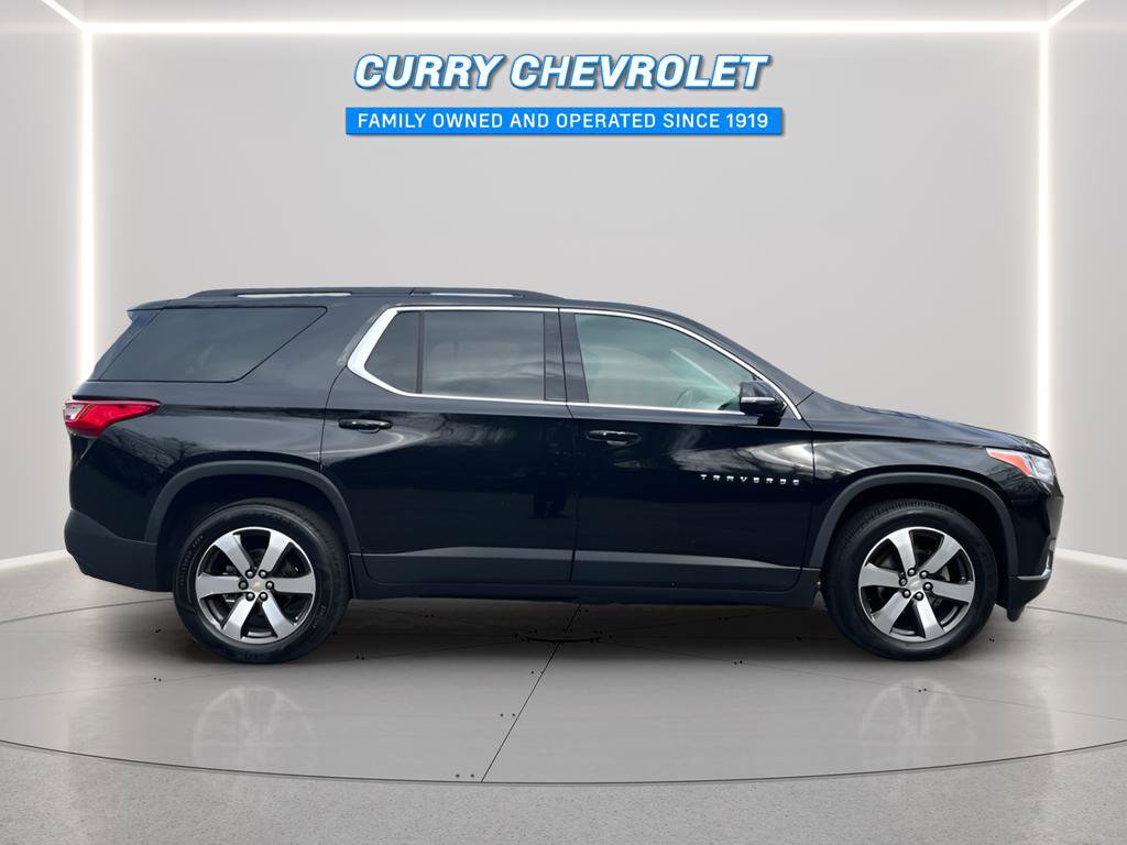 Used 2020 Chevrolet Traverse LT w/ LT Premium Package image 14