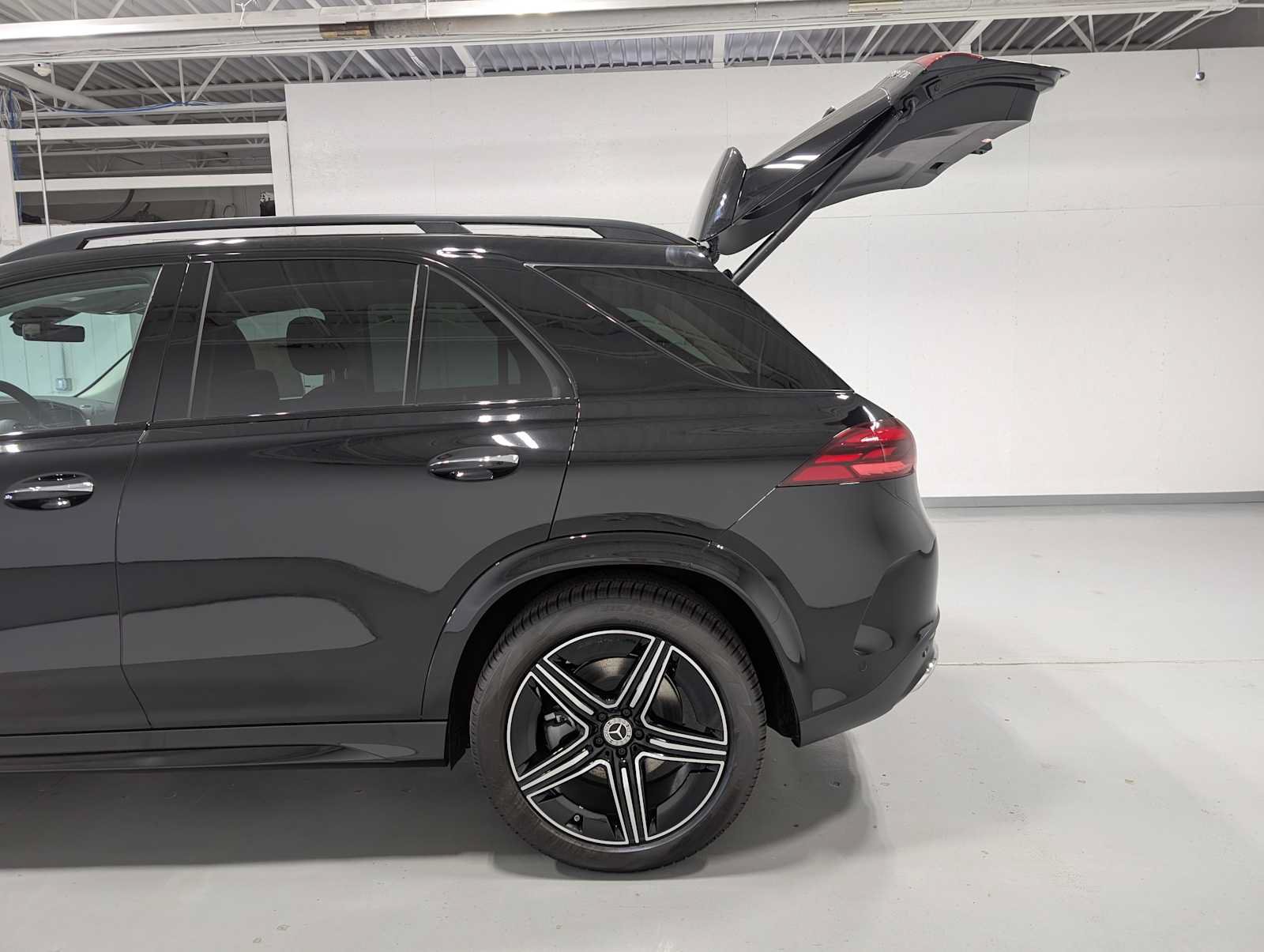 New 2026 Mercedes-Benz GLE 450 4MATIC image 9