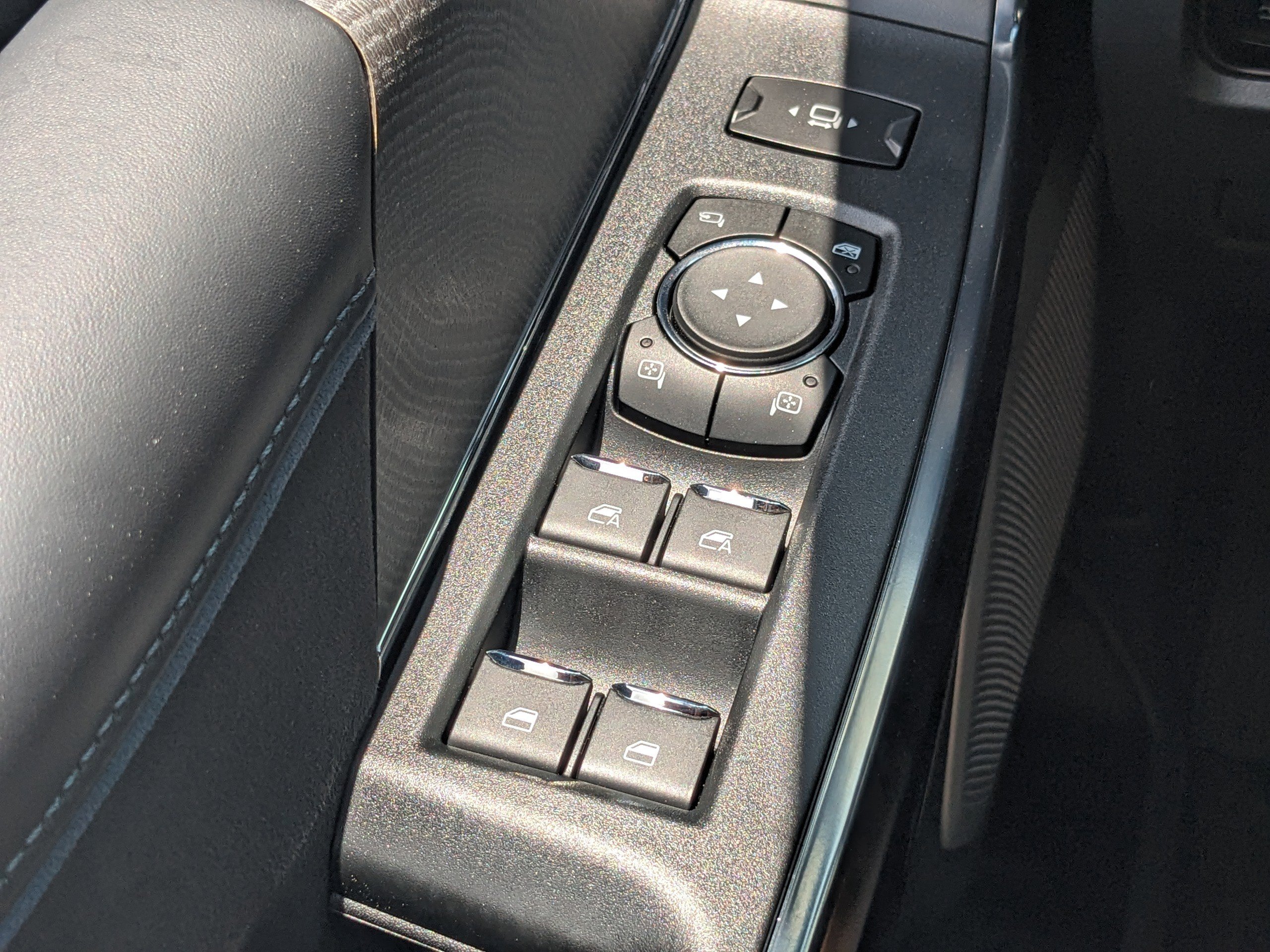 New 2025 Ford F250 Platinum image 21