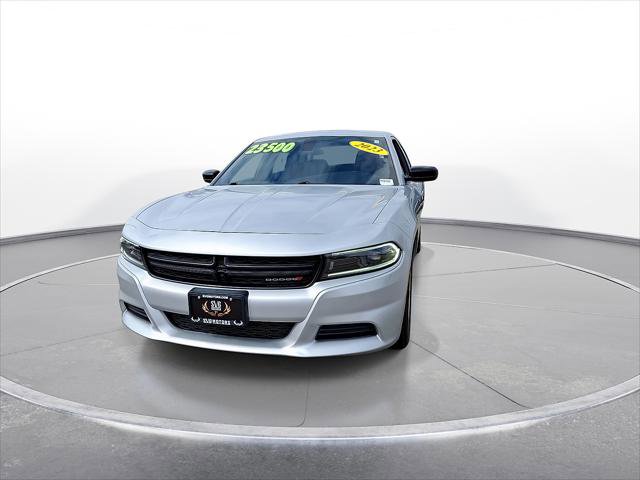 Used 2023 Dodge Charger SXT RWD image 3