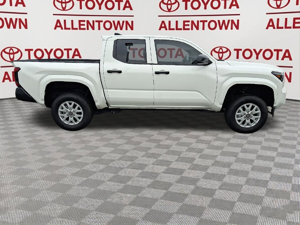 Used 2026 Toyota Tacoma SR w/ SR Upgrade Package RWD image 9