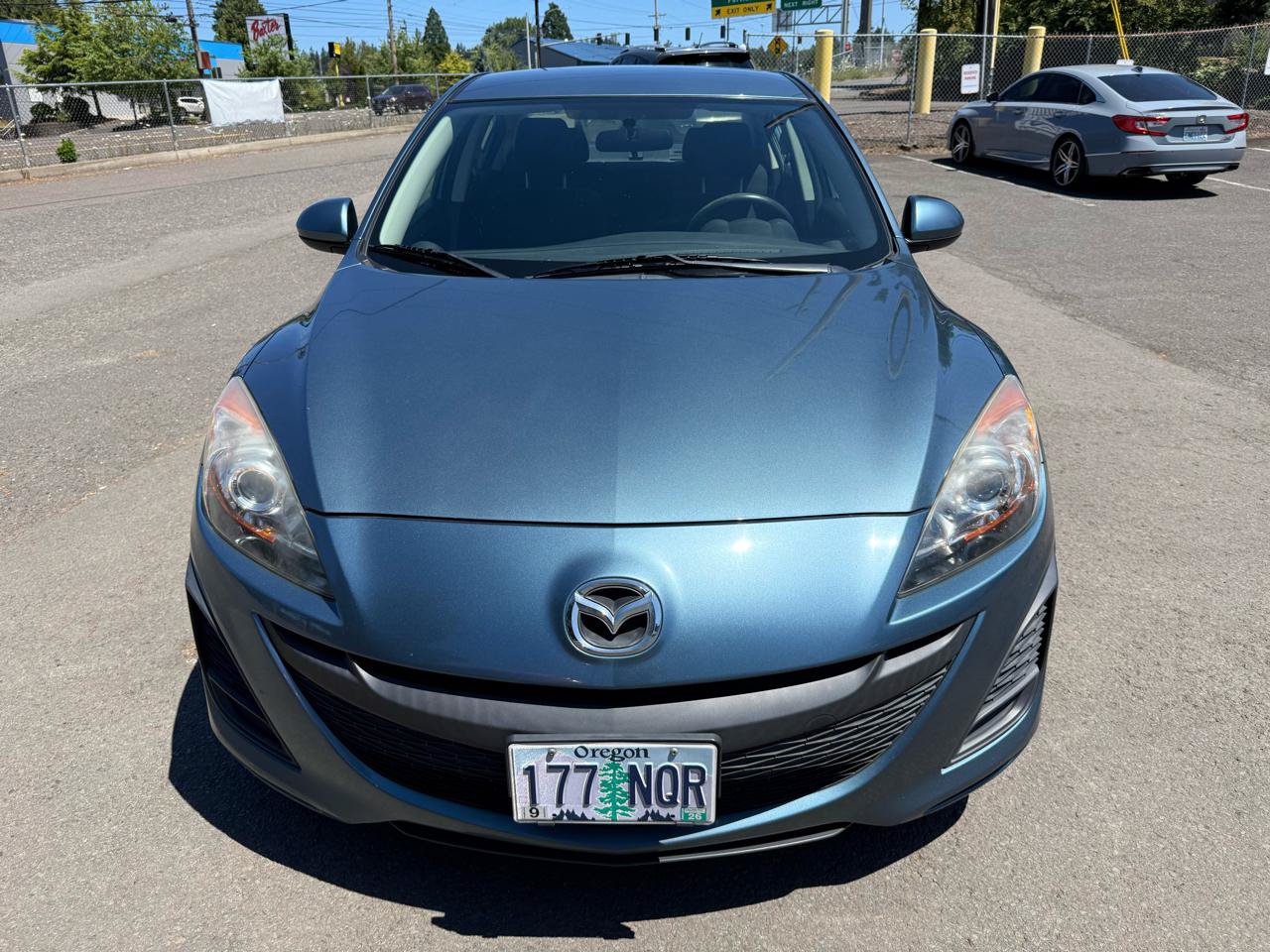 Used 2011 MAZDA MAZDA3 i Touring FWD image 6