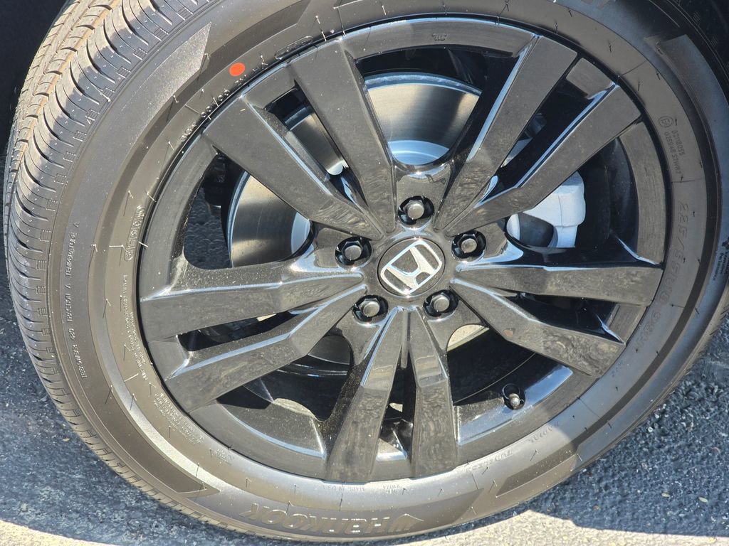 New 2026 Honda HR-V Sport image 9