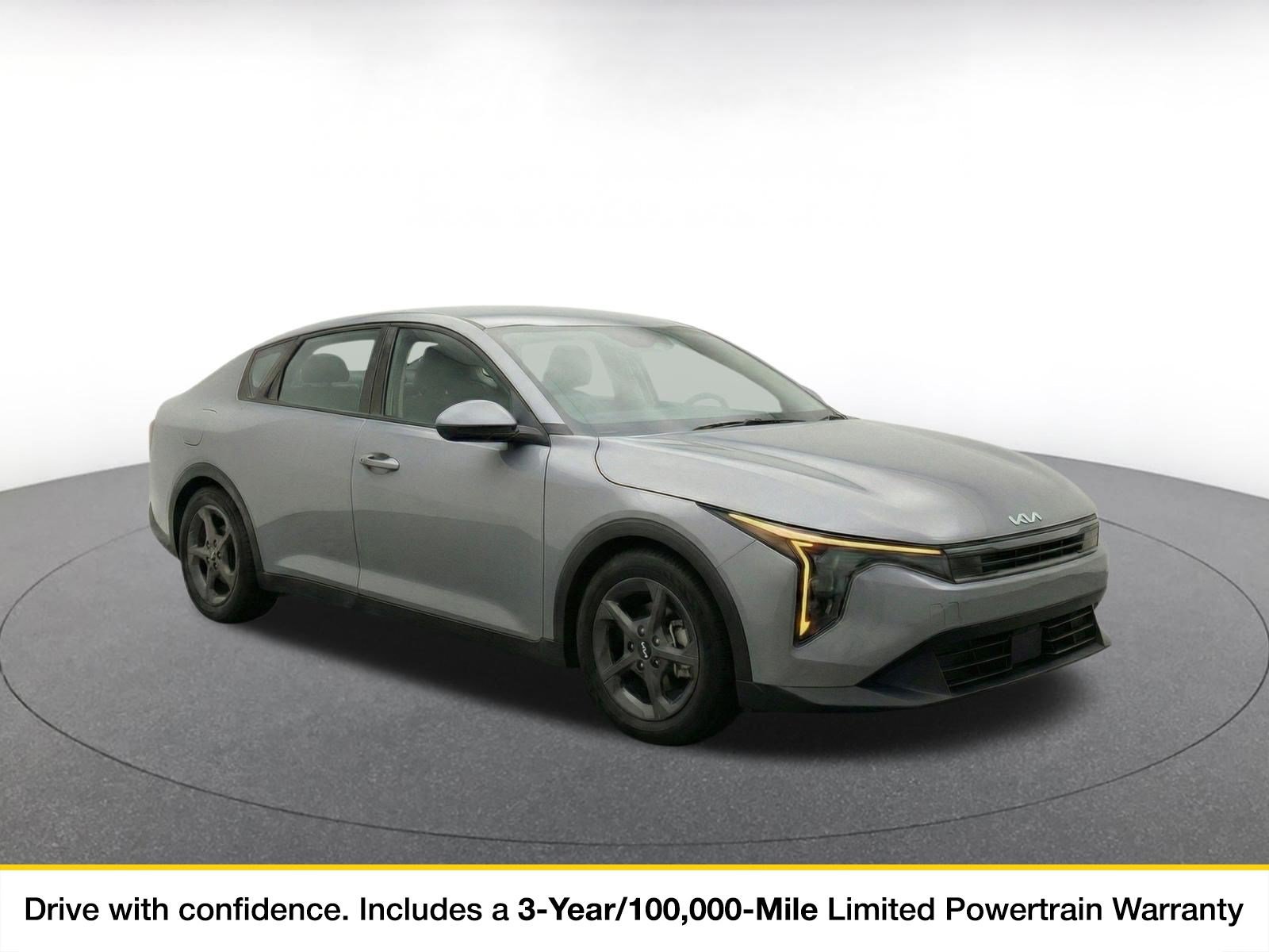 Used 2025 Kia K4 FWD image 1