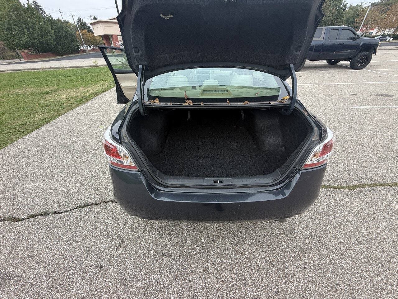 Used 2014 Nissan Altima 2.5 S FWD image 13