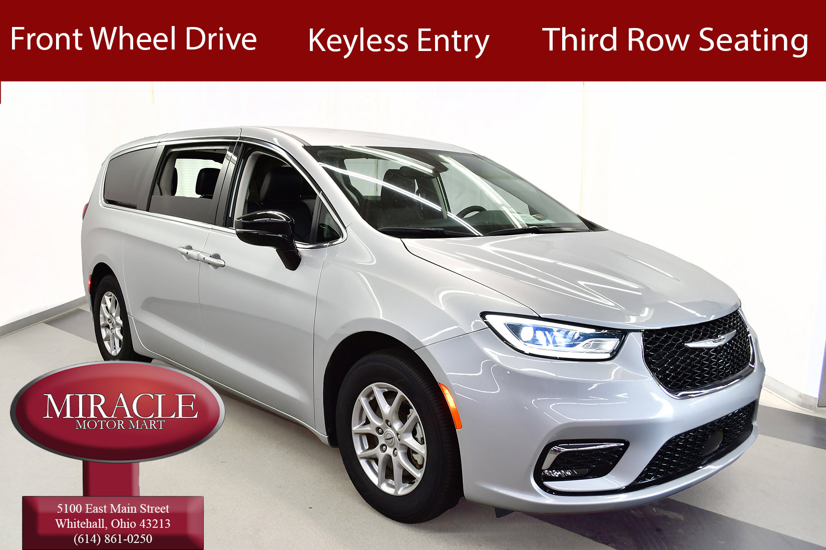Used 2024 Chrysler Pacifica Touring-L