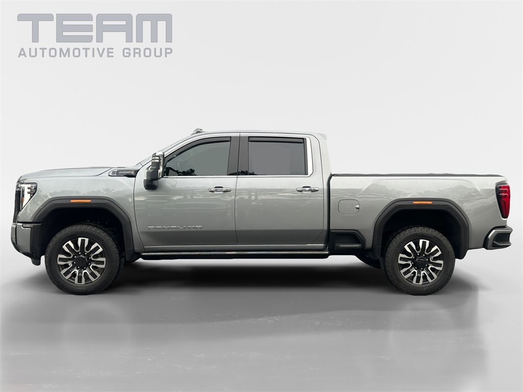 Used 2025 GMC Sierra 2500 Denali Ultimate image 4