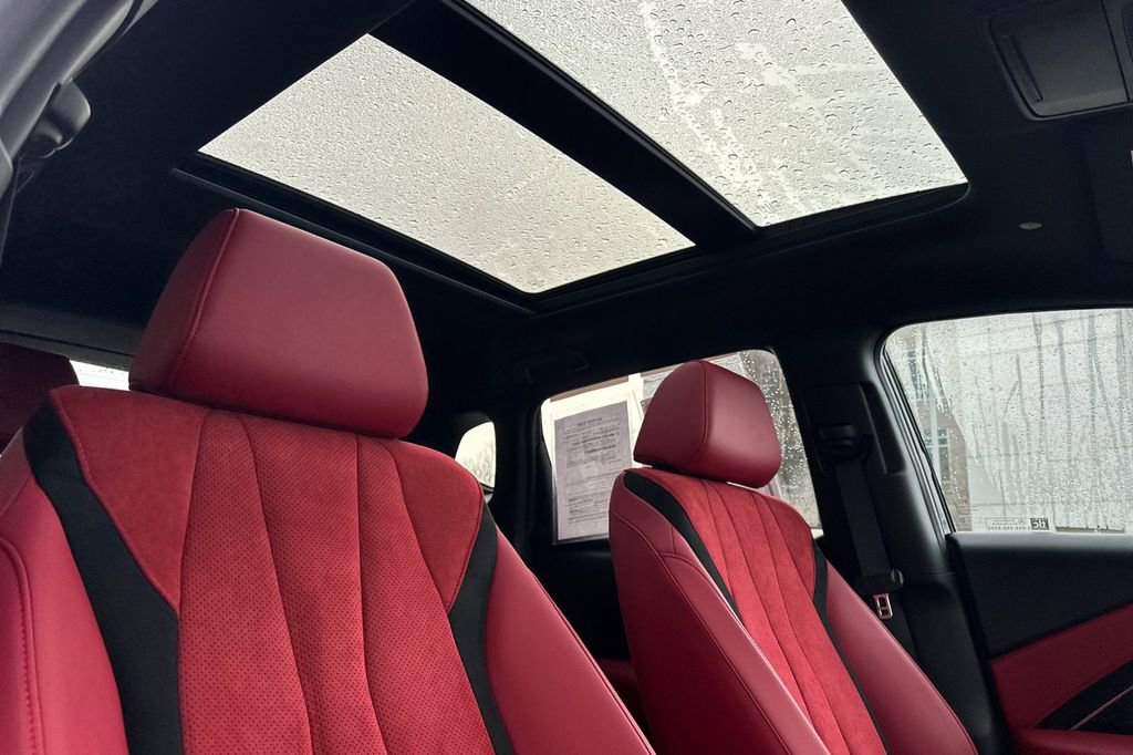 Certified 2025 Acura ADX A-Spec image 18