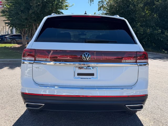 Used 2024 Volkswagen Atlas SE FWD image 4