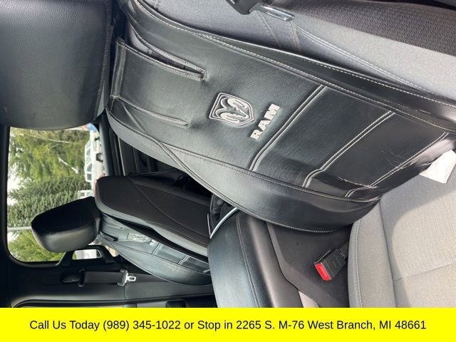Used 2022 RAM 1500 Big Horn AWD/4WD image 9