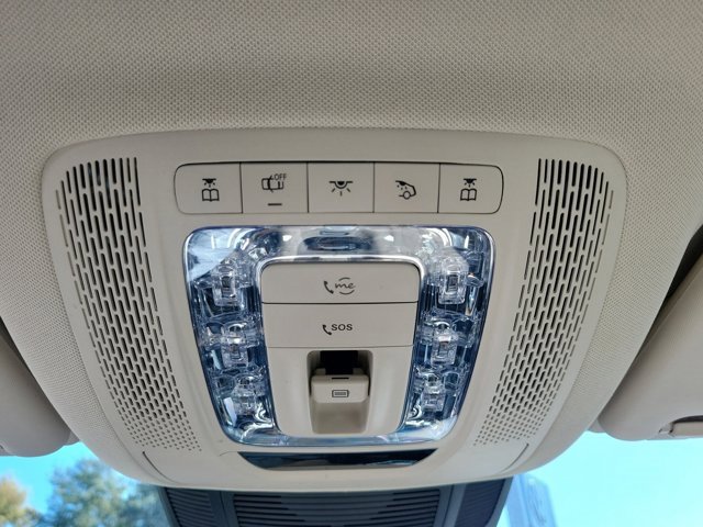 Used 2022 Mercedes-Benz GLS 450 4MATIC image 33