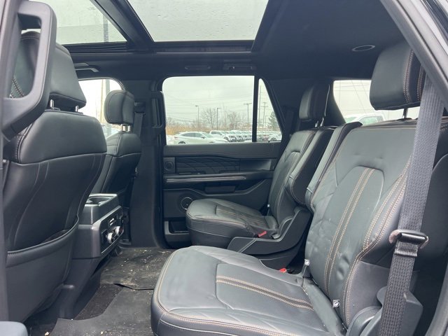 Used 2023 Ford Expedition Platinum image 19