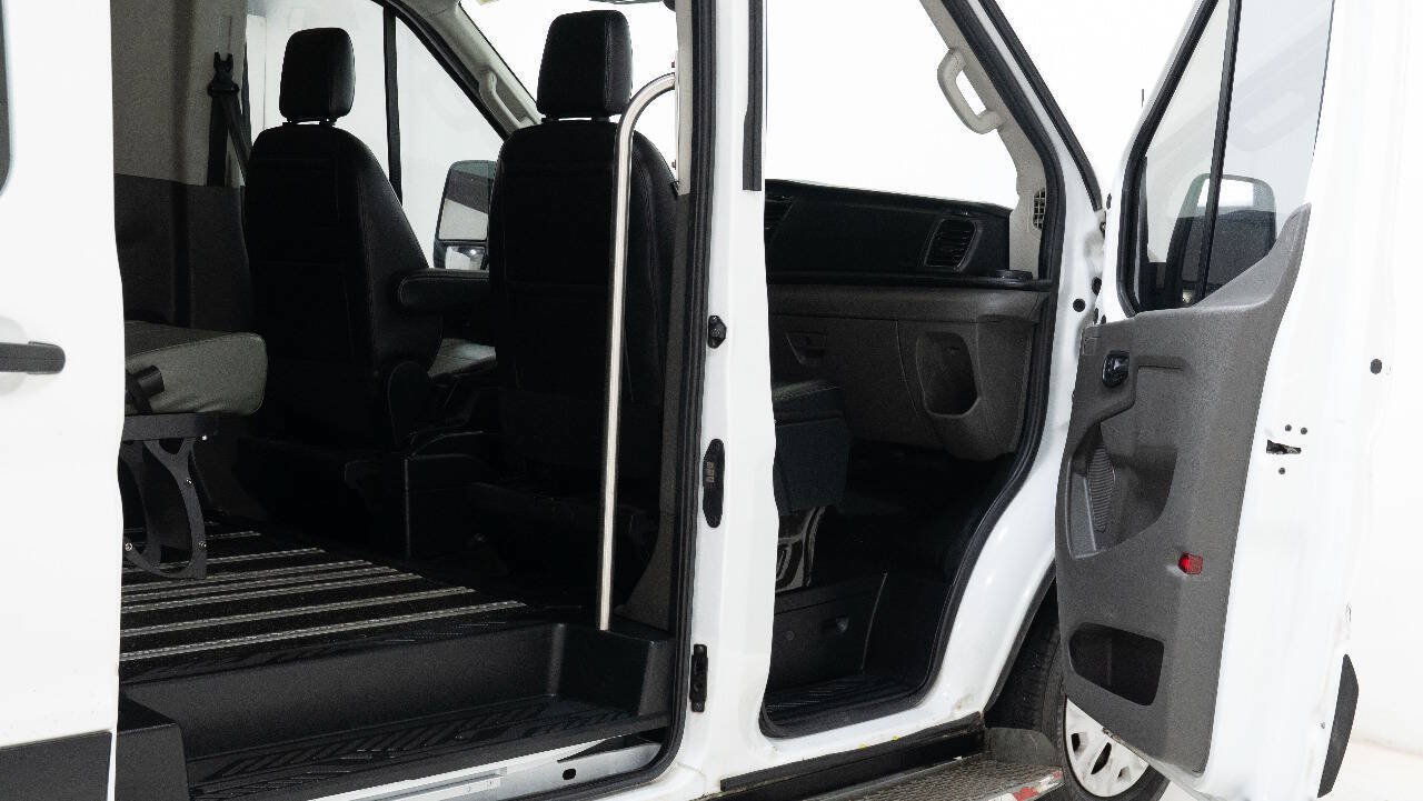 Used 2020 Ford Transit 350 XL RWD image 18