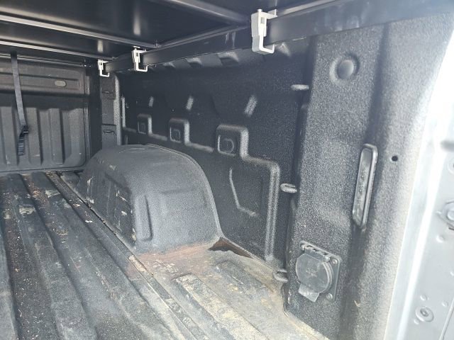 Used 2022 GMC Sierra 1500 Denali w/ Denali Premium Package AWD/4WD image 9