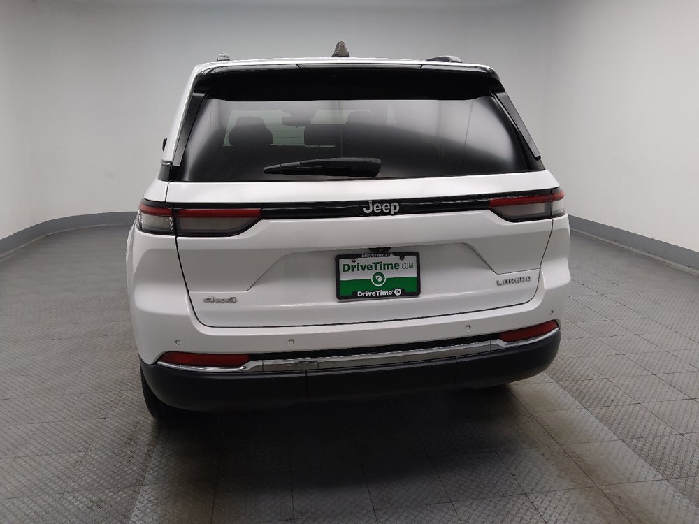 Used 2022 Jeep Grand Cherokee Laredo w/ Luxury Tech Group I AWD/4WD image 6