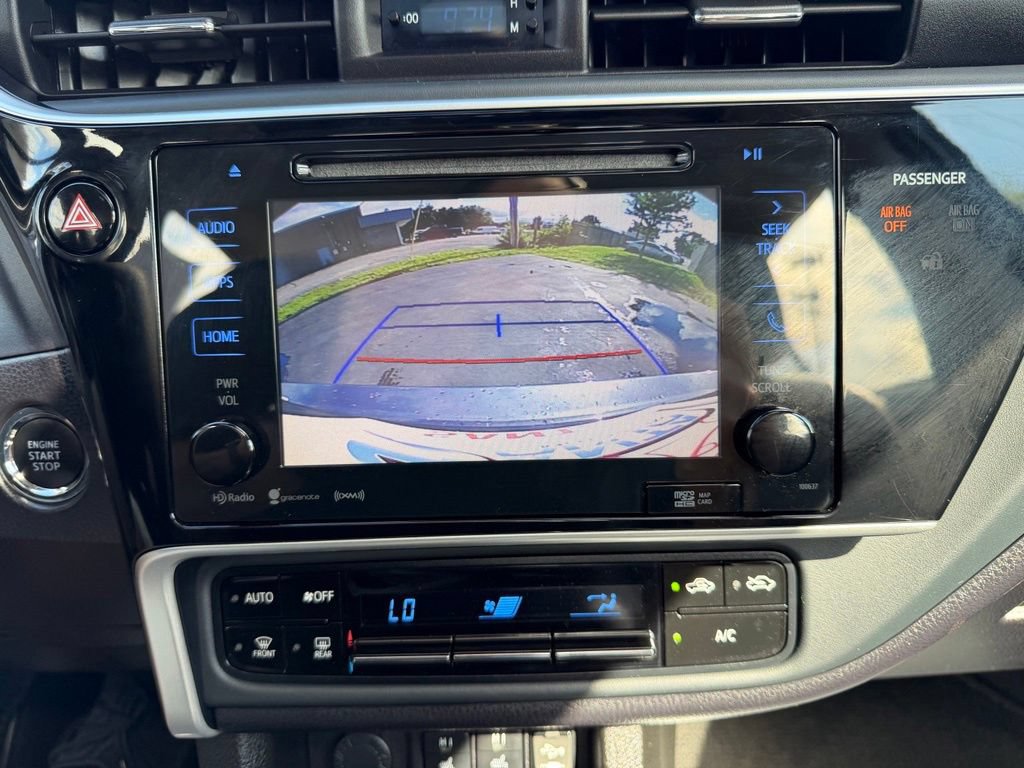 Used 2017 Toyota Corolla XLE FWD image 9