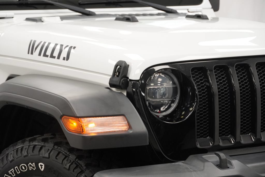 Used 2022 Jeep Wrangler Sport AWD/4WD image 5