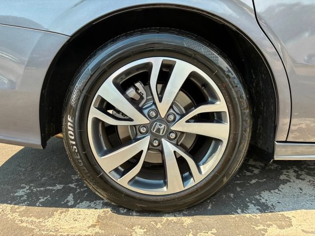 Used 2022 Honda Odyssey Touring image 25