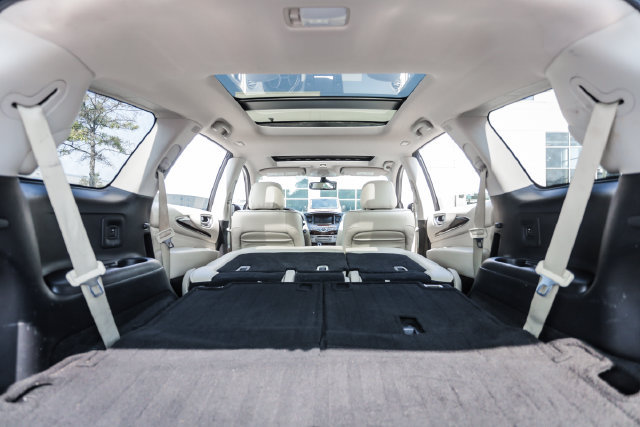 Used 2017 INFINITI QX60 Luxe w/ Deluxe Technology Package AWD/4WD image 64