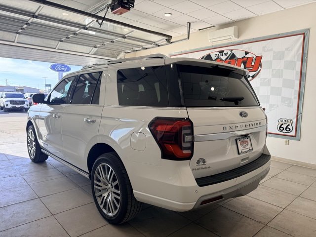 Used 2023 Ford Expedition Platinum image 8