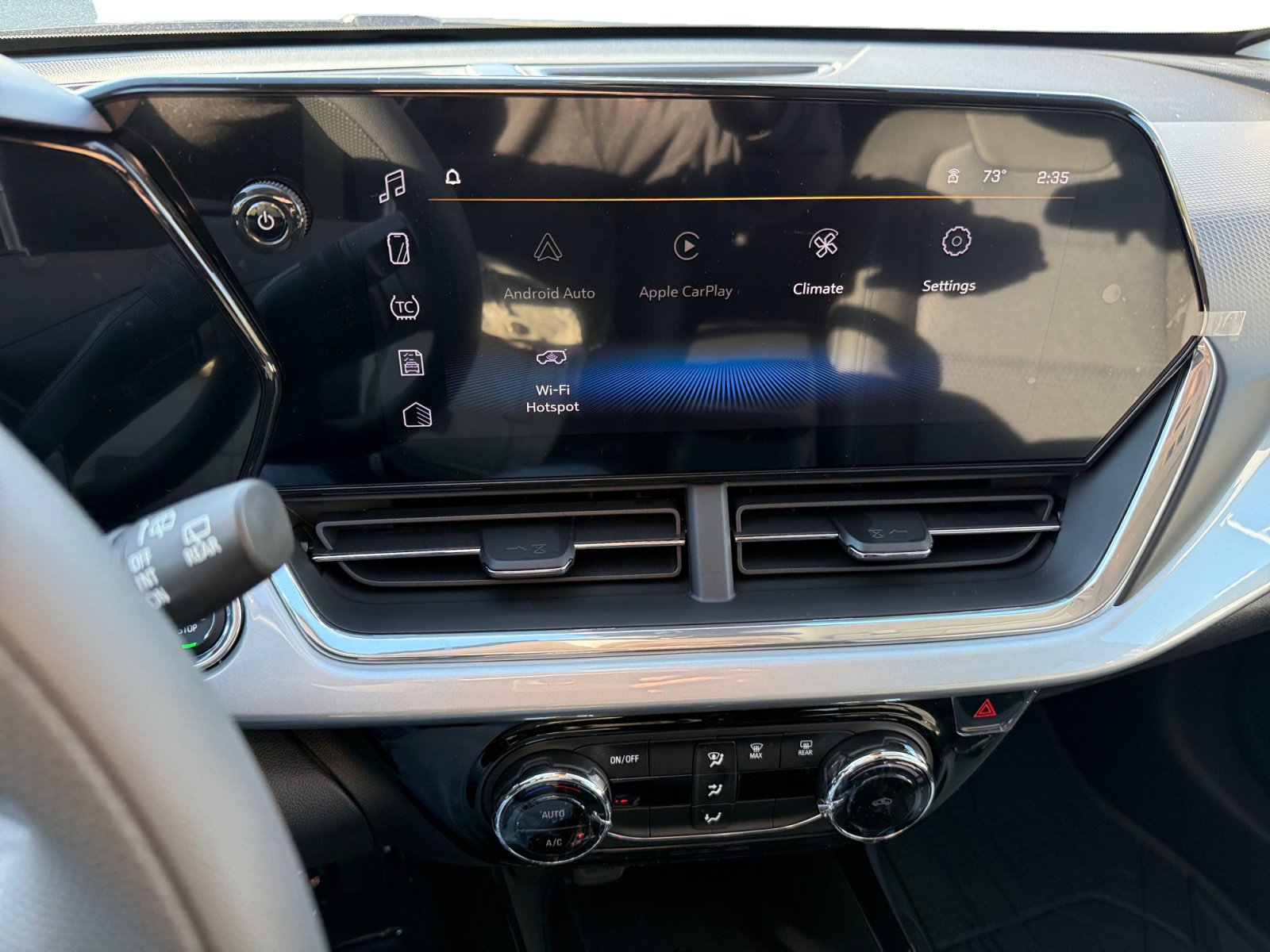 New 2026 Chevrolet Trax LT w/ Sunroof Package image 12