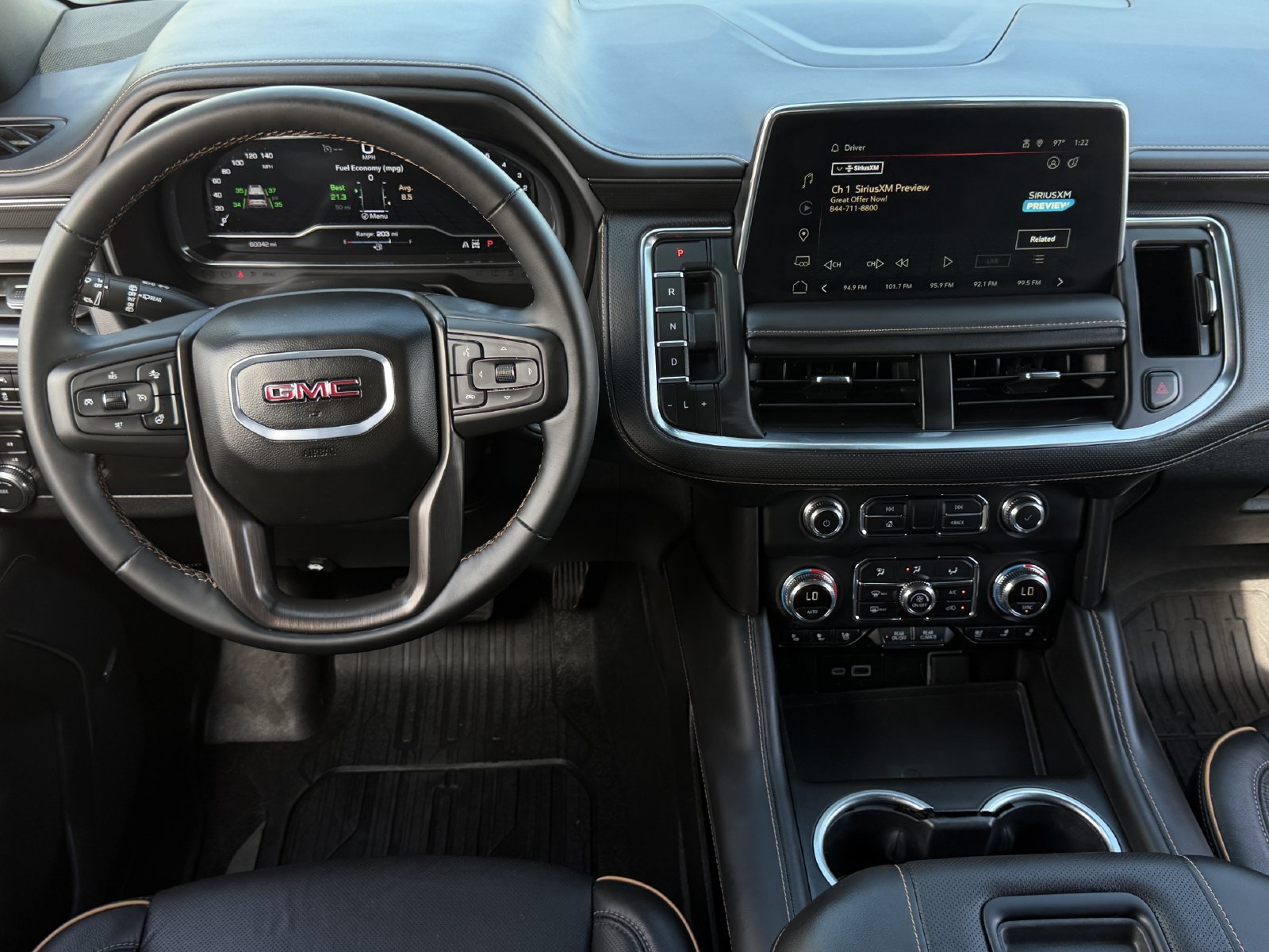 Used 2024 GMC Yukon AT4 w/ Technology Package AWD/4WD image 14