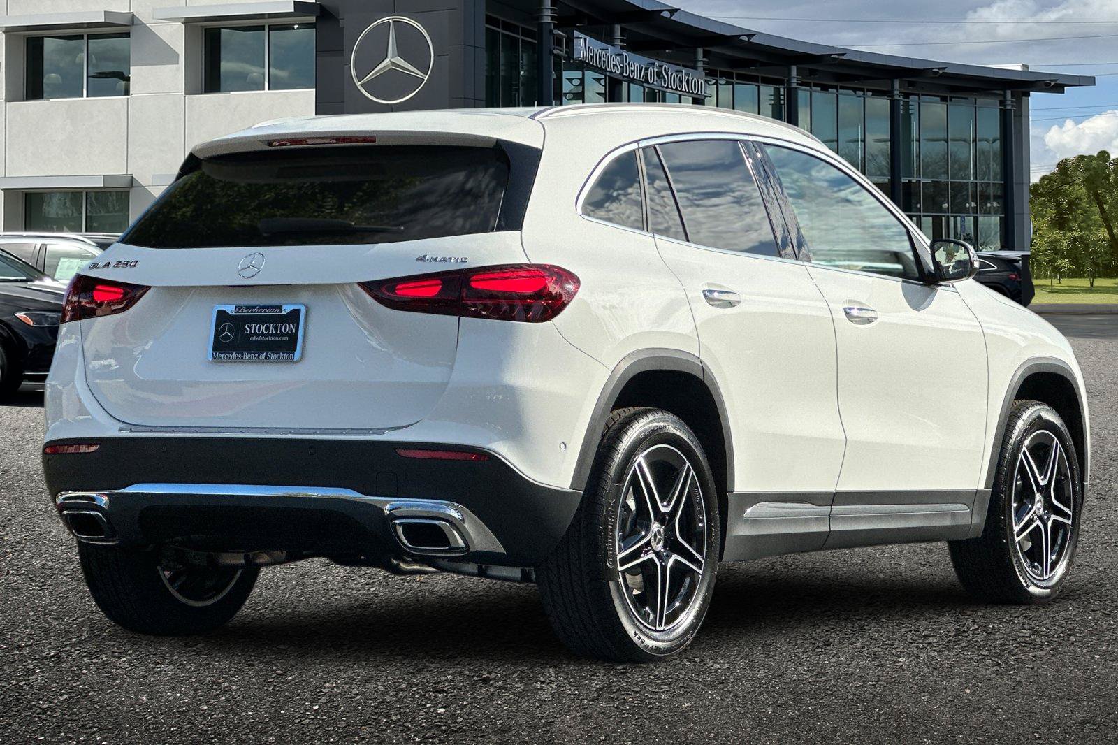New 2026 Mercedes-Benz GLA 250 4MATIC image 4