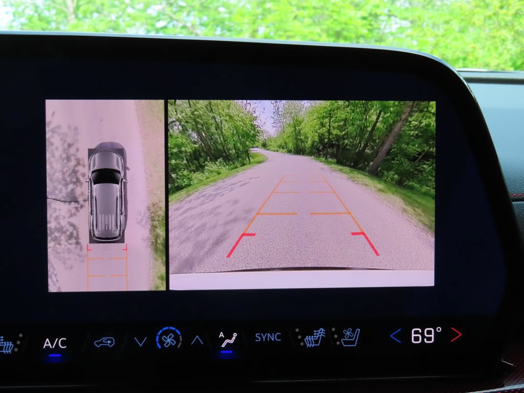 Certified 2026 Chevrolet Traverse RS w/ LPO, Floor Liner Package AWD/4WD image 6
