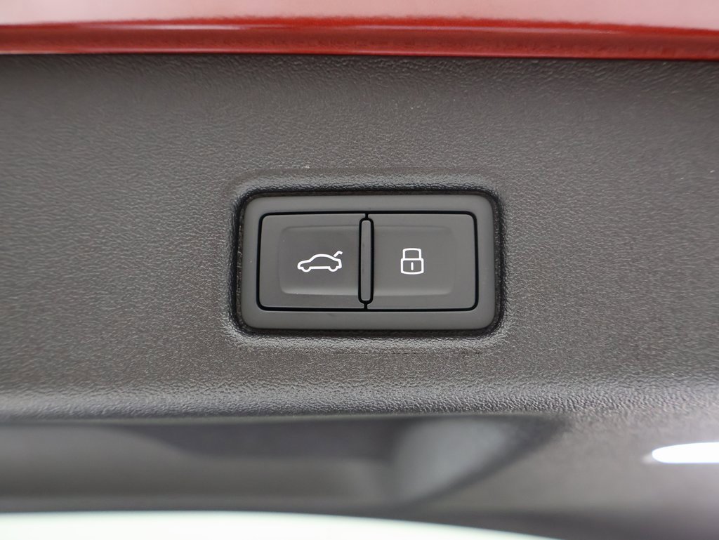 New 2025 Audi Q5 Prestige image 16