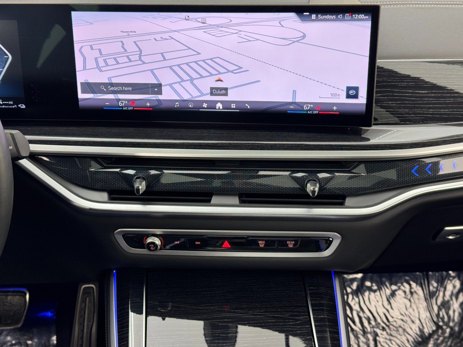 Used 2024 BMW X5 xDrive50e w/ M Sport Package image 24