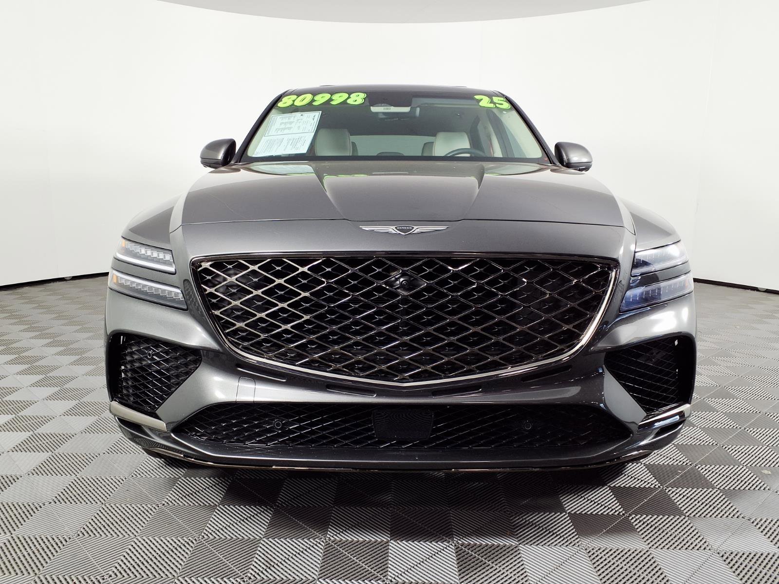 Certified 2025 Genesis GV80 3.5T e-SC AWD/4WD image 2