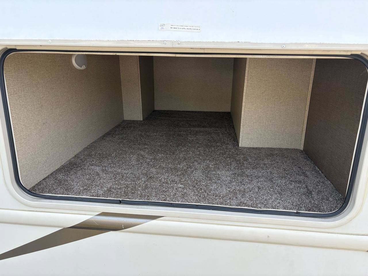 Used 2018 Ford E-450 and Econoline 450 Super Duty w/ Motorhome Prep Package RWD image 22