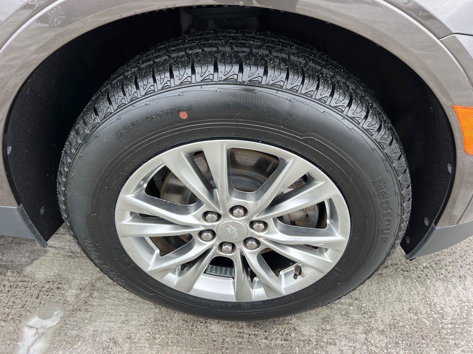 Used 2020 Cadillac XT5 Premium Luxury FWD image 12