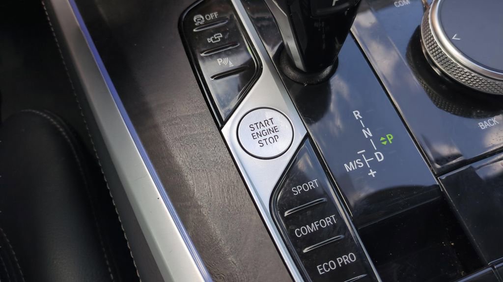 Used 2022 BMW X5 sDrive40i w/ Premium Package RWD image 32